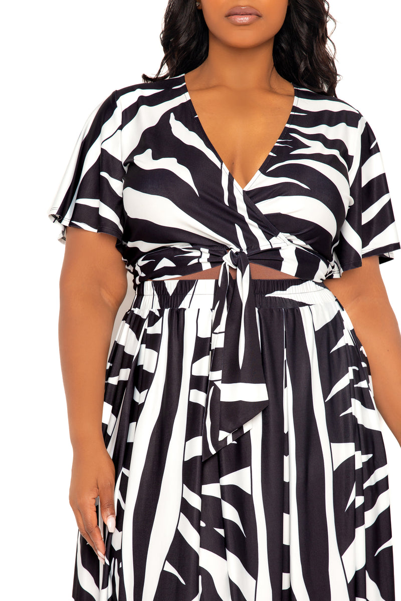 Buxom Couture Curvy Women Plus Size  Animal Print Wrap Crop Top & Maxi Skirt Set Zebra Flower
