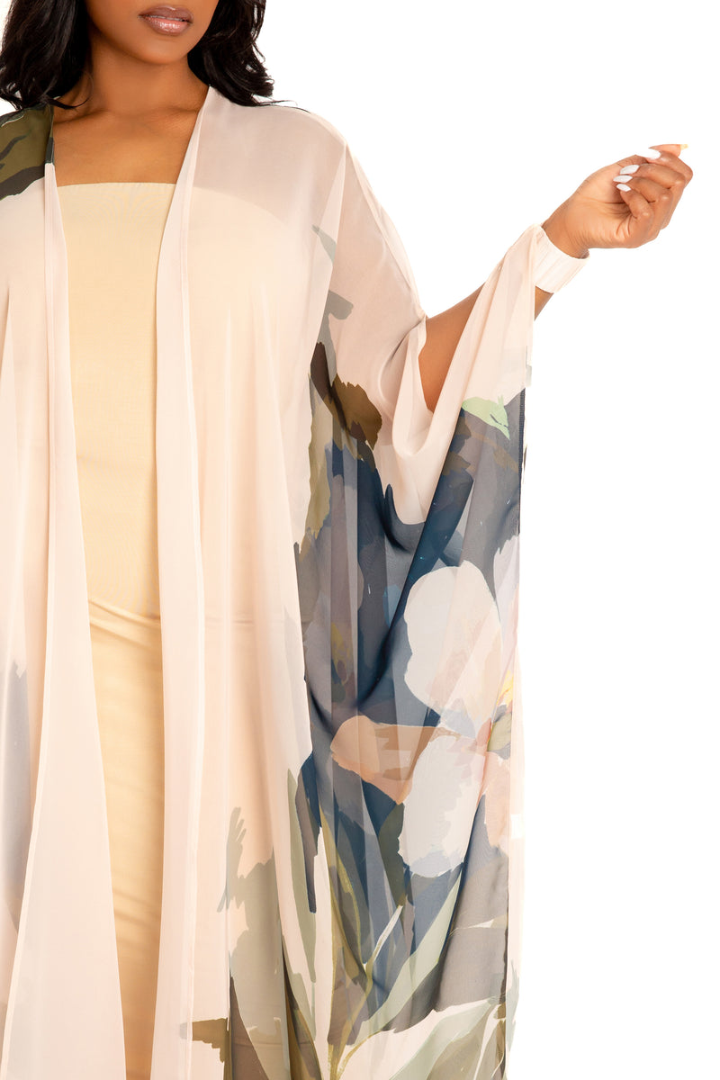 Buxom Couture Curvy Women Plus Size Floral Robe with Wrist Band Biege Multi