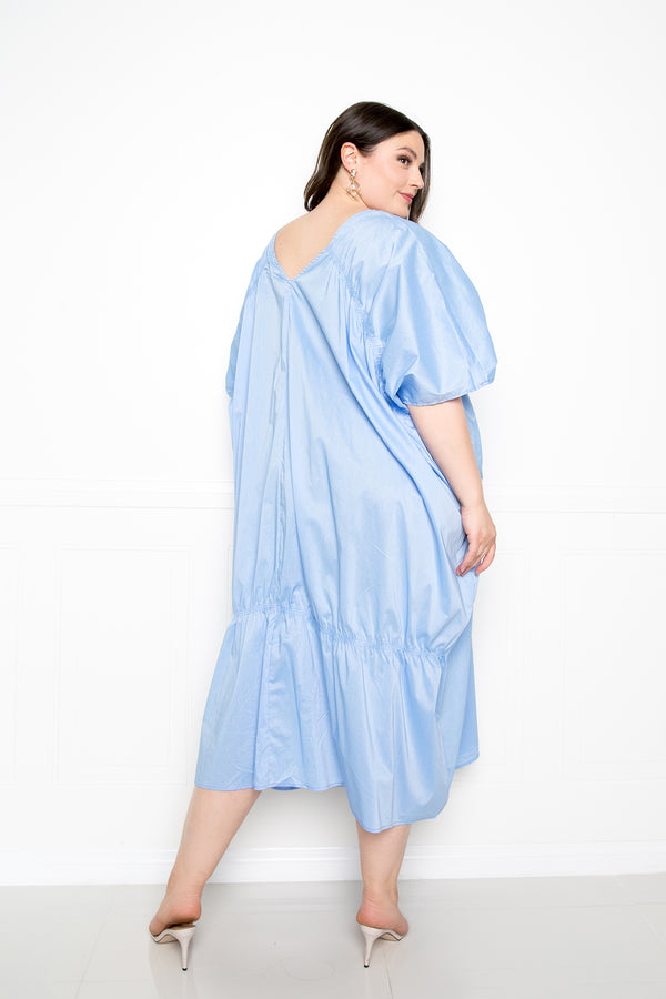 buxom couture curvy women plus size voluminous poplin maxi dress light blue
