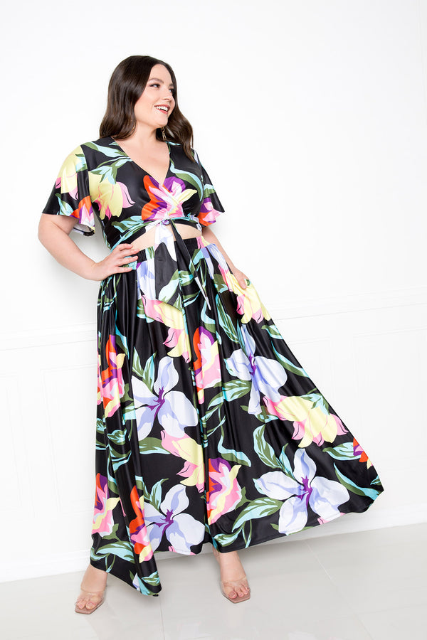 buxom couture curvy women plus size floral cropped top and maxi skirt set black floral